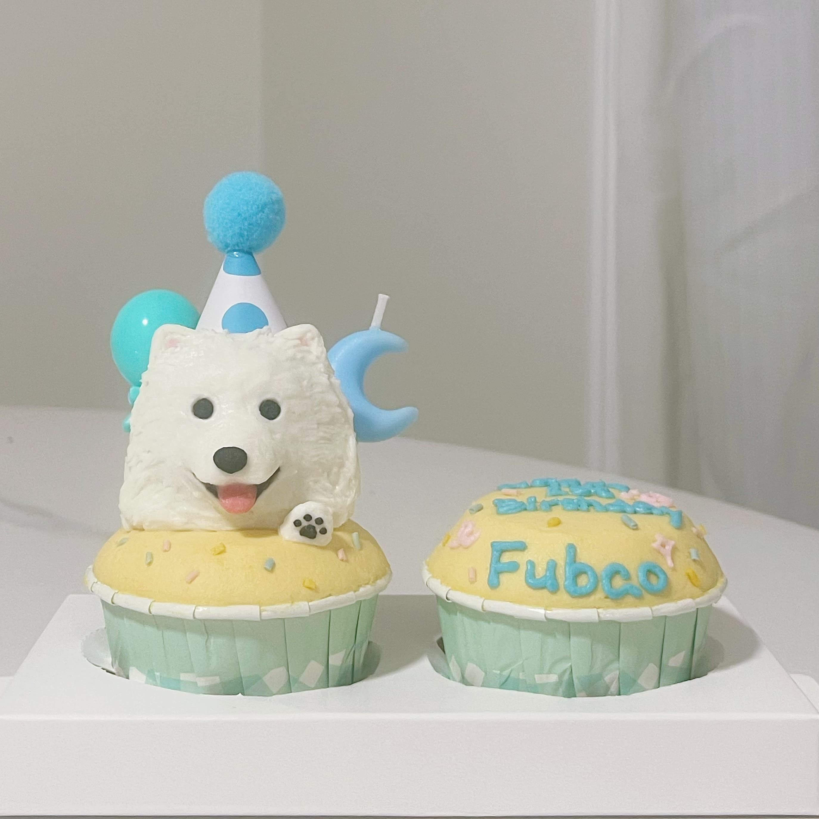 3D head cupcake product card